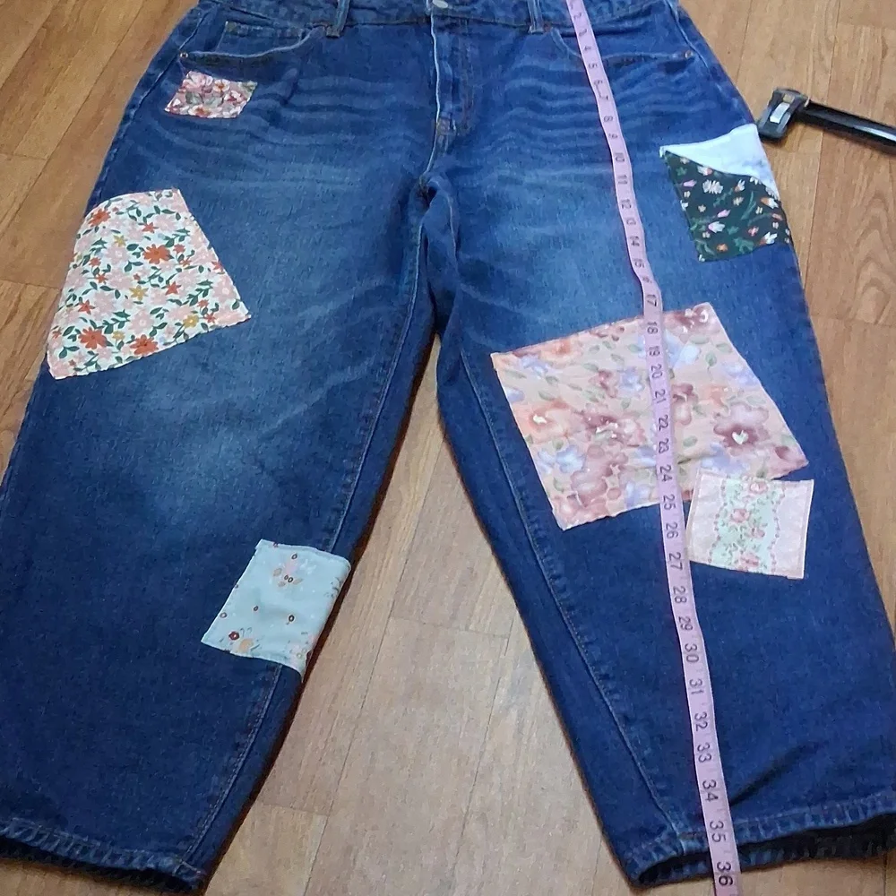 Patchwork Denim Barrel Leg Jeans - Picture 10 of 12